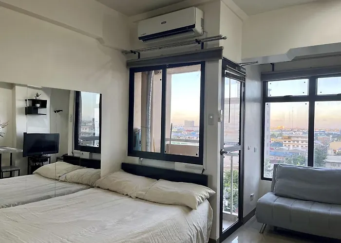 Cozy Studio, Super Fast Internet, Workspace And Washer セブ市