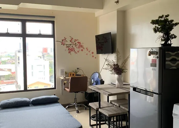 Cozy Studio, Super Fast Internet, Workspace And Washer セブ市