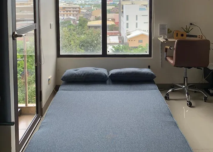 Cozy Studio, Super Fast Internet, Workspace And Washer *