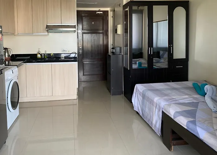 Cozy Studio, Super Fast Internet, Workspace And Washer * セブ市